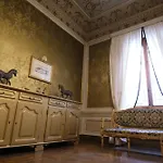 Palazzo Borghini - Gruppo Estella 4* Florença