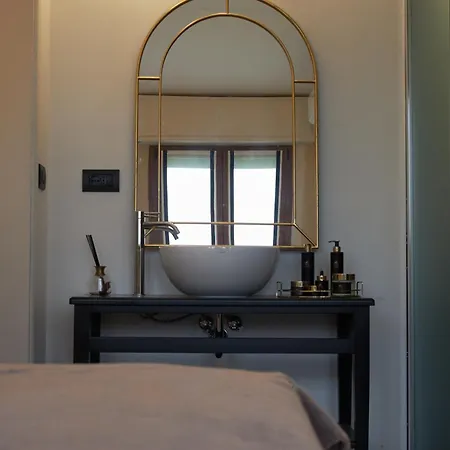Palazzo Borghini - Gruppo Estella 4*