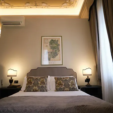 Palazzo Borghini - Gruppo Estella 4* Флоренция