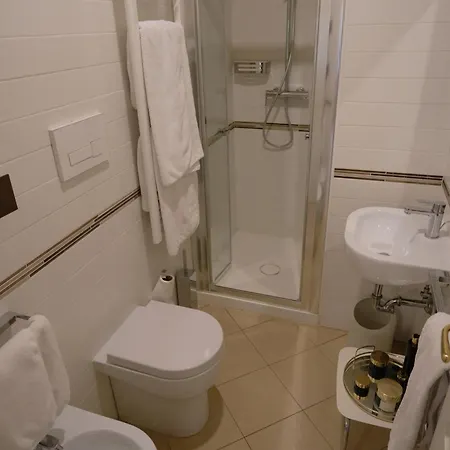 Palazzo Borghini - Gruppo Estella 4*